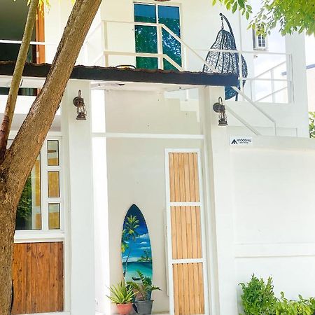 Moodhu Surf House Hotel ฮิมมาฟูชิ ภายนอก รูปภาพ